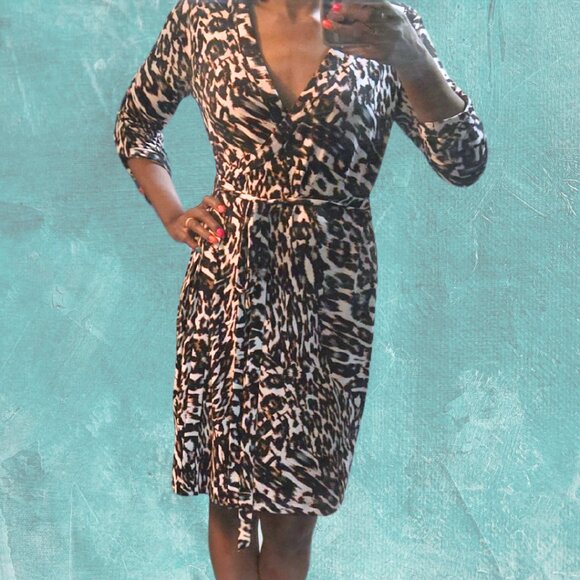 CALVIN KLEIN V-Neck Leopard Print Wrap Dress - Picture 3 of 7